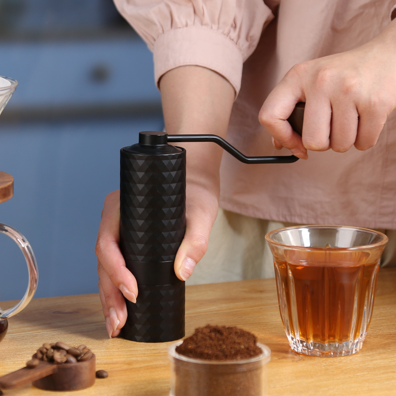 เครื่องบดเมล็ดกาแฟแบบมือถือ Ha - Burr Hand Grinder บทวิจารณ์และราคา